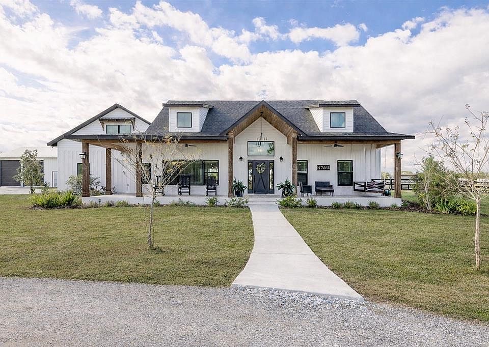 1st image of 500 N SAMSULA DRIVE