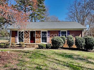 1027 Tilden Rd, Charlotte, NC 28214
