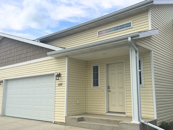 2nd image of 1224 S Beach Way
