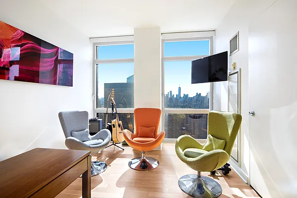 Rented by Brown Harris Stevens | media 9