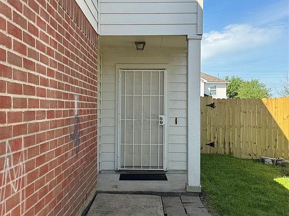 4th image of 7114 Sedona Ct