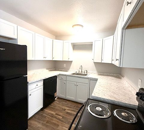 4th image of 411 Cottonwood St