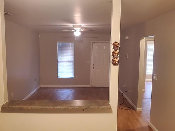 2nd image of 234 Lloyd St SE #234