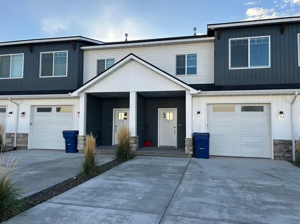 358 S 3 W, Sugar City, ID 83448