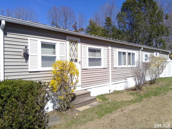 21 Hillpond Drive, Mansfield, CT 06268