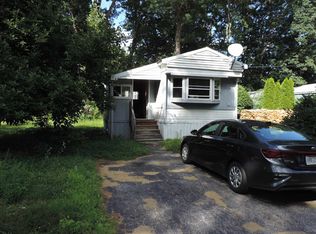 121 Woodland Cir, Raymond, NH 03077