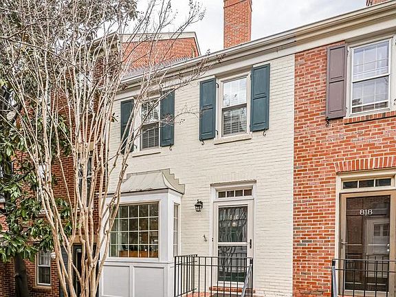 4th image of 816 Bashford Ln