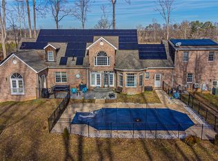 5297 Deer Beagle Ln, Hanover, VA 23069