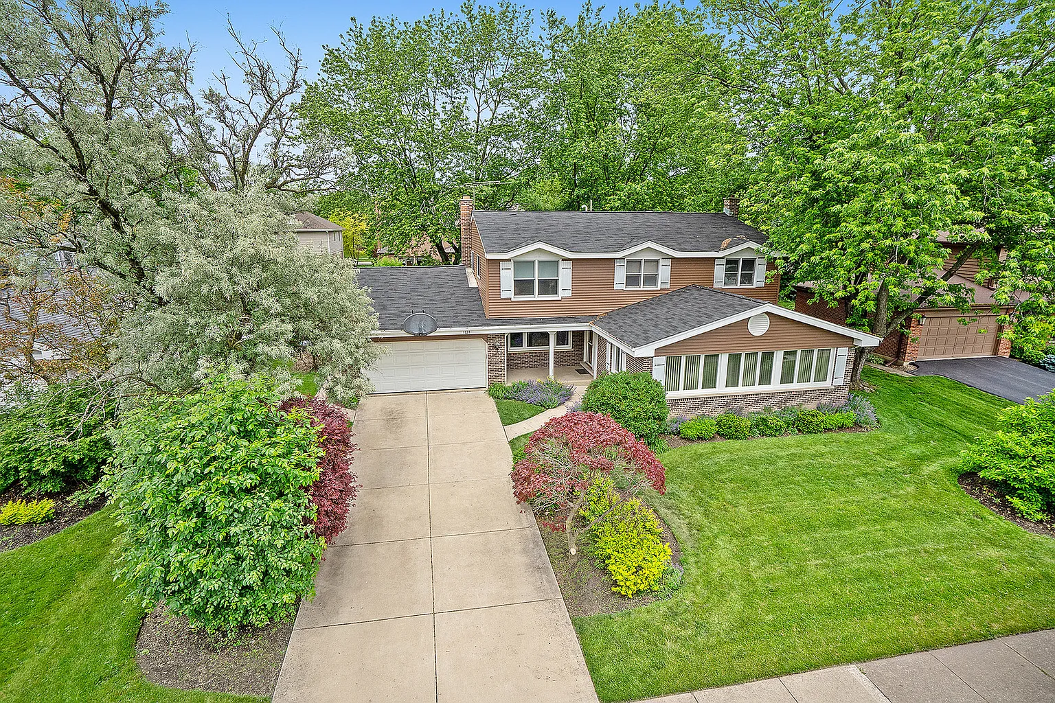 3128 Hemlock Ln photo 1