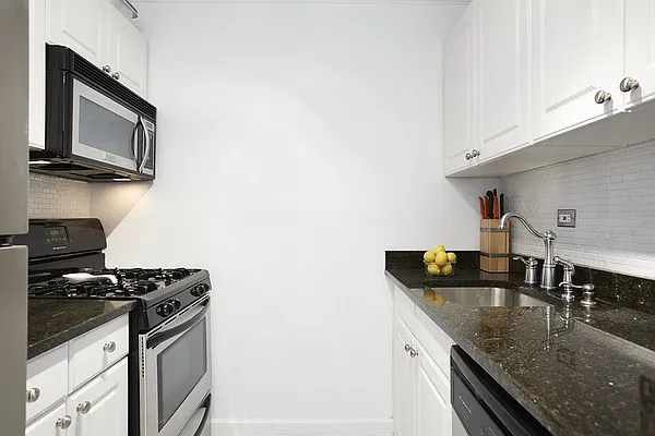 Sold by Stribling | media 2
