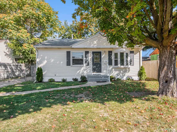 1405 Marquette St SW, Wyoming, MI 49509