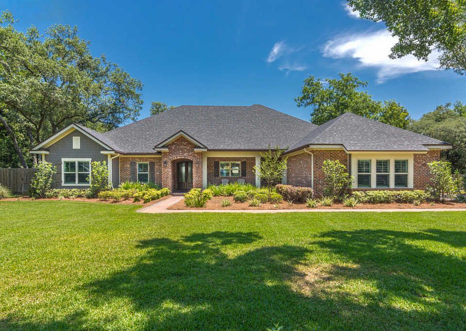1st image of 932 Lido Cir W