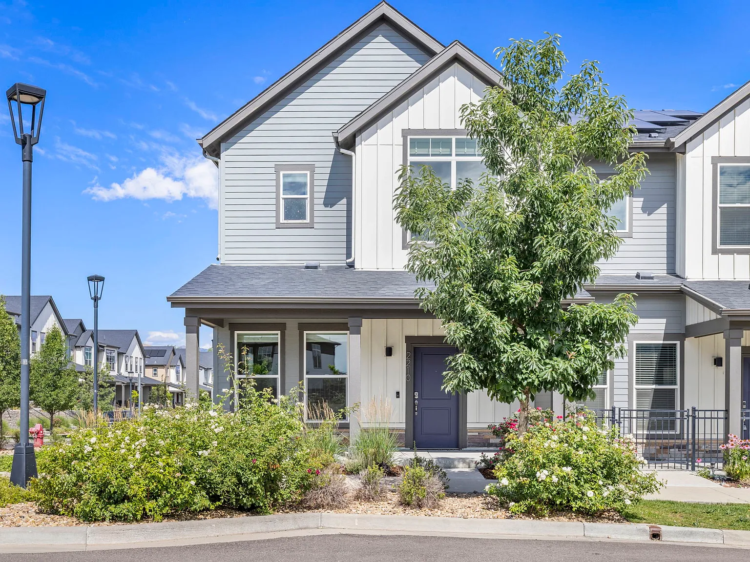 2210 Central Park Way — Photo 1