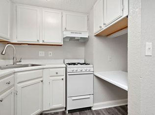 4035-4039 Charlotte, Kansas City, MO 64110