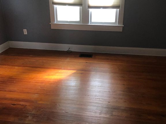 5th image of 908 E Palmetto St