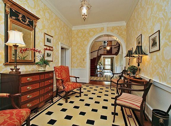 2nd image of 1000 Huguenot Trl