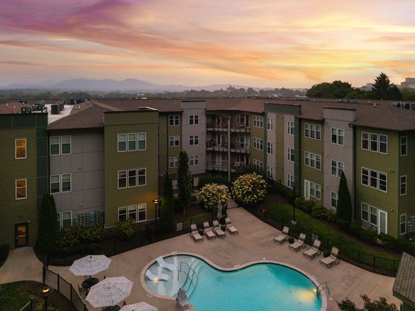 128 Florence St APT 209