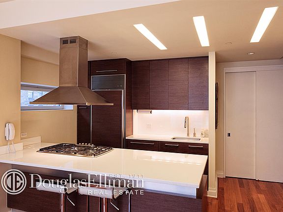 3rd image of 39-45 E 29th St Unit 12A
