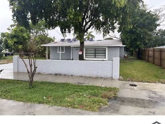 2nd image of 5311 NE 10th Ave #3