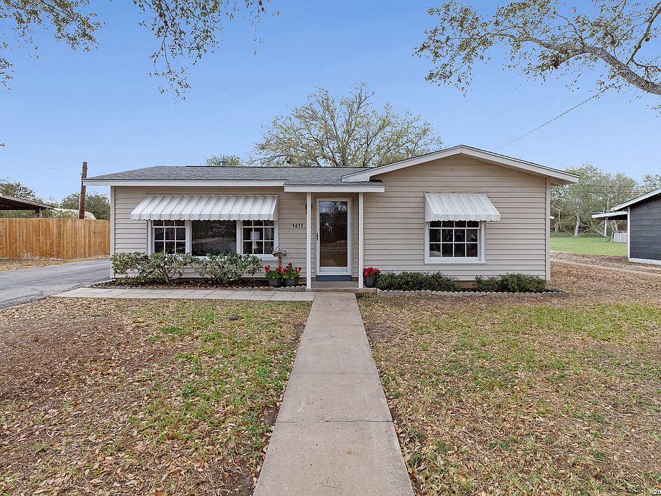 1st image of 1411 E Corpus Christi St