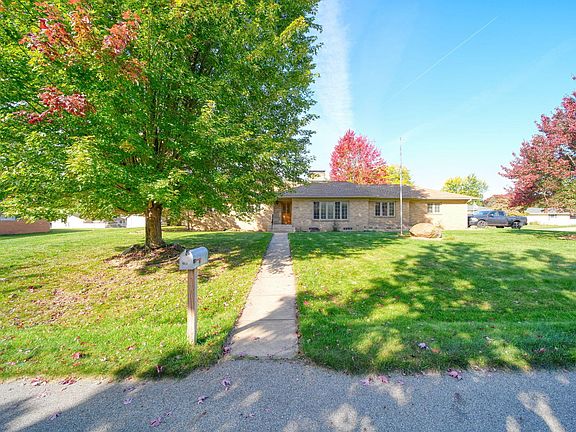2nd image of 3392 Roosevelt Rd