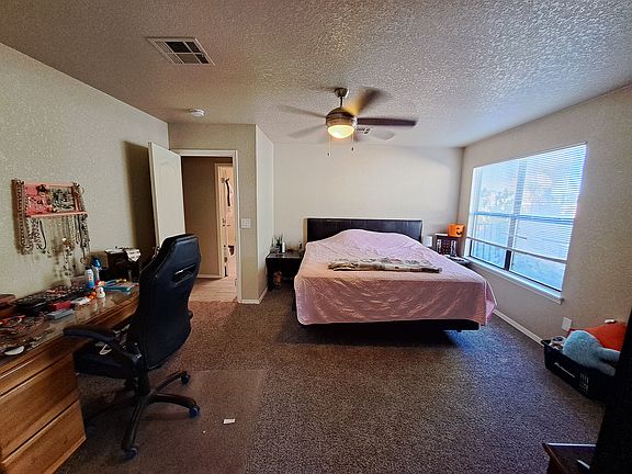 5th image of 5163 Emerald St
