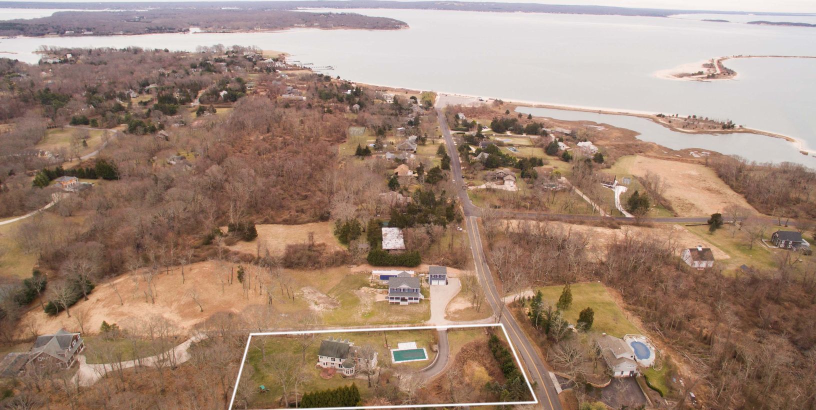  South Facing to Wade's Beach 