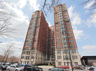 5836 S Stony Island Ave APT 9D, Chicago, IL 60637