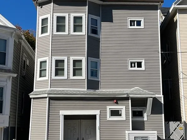 13 High St, Haverhill, MA 01832