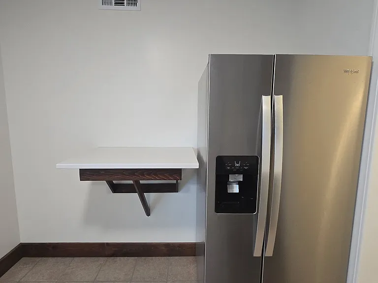 29 Tampa Ave #1 — Photo 2