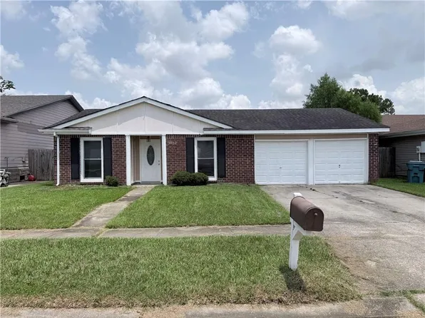 3832 Dulaney Dr, Harvey, LA 70058