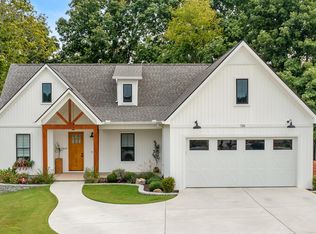 136 Pocola Way, Loudon, TN 37774