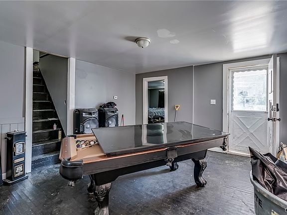 2nd image of 517 Jefferson St