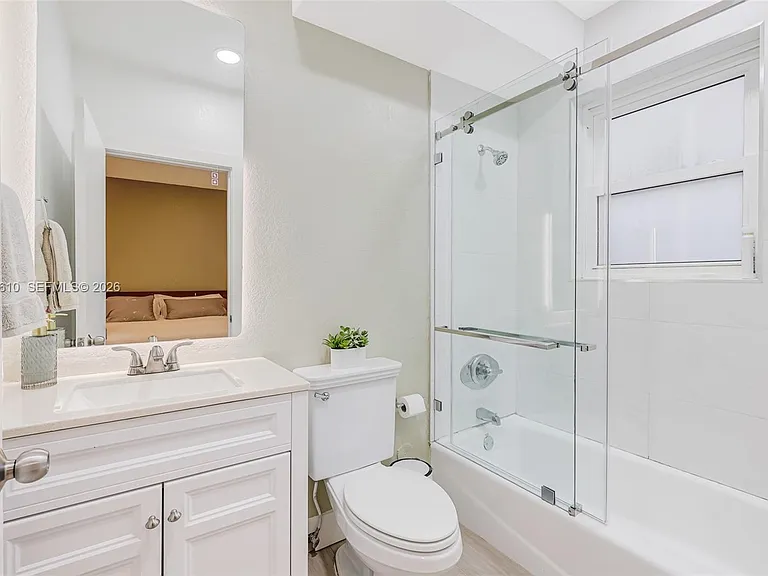 1018 Meridian Ave #2 — Photo 25