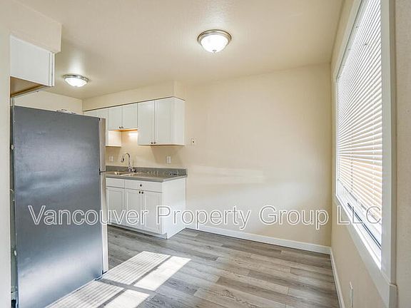 3rd image of 9619 E Mill Plain Blvd APT C