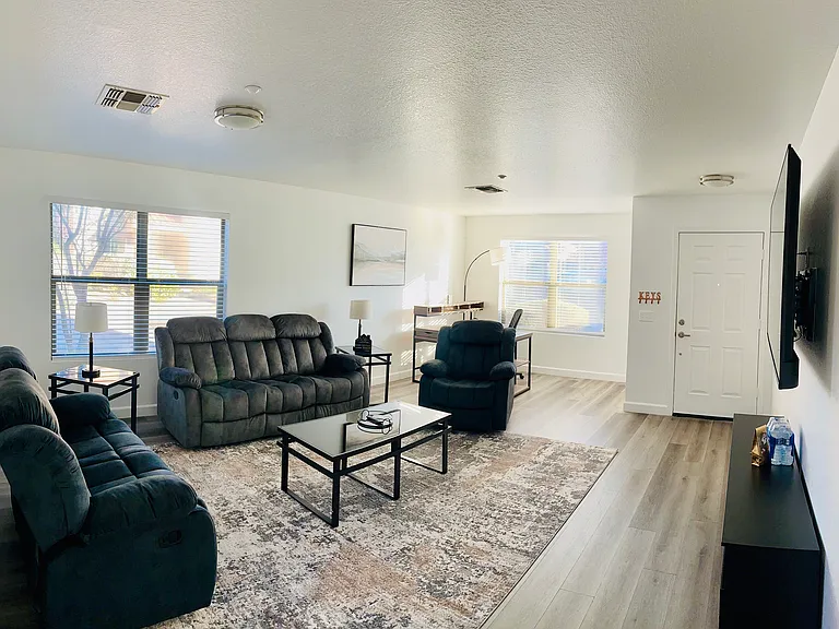 7500 E Deer Valley Rd #7 — Photo 11