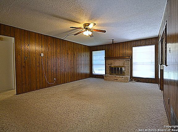 3rd image of 6710 Stone Lake Dr