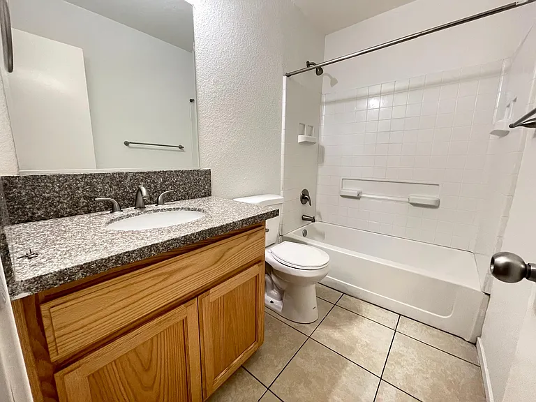 5020 E Eight Mile Rd — Photo 5