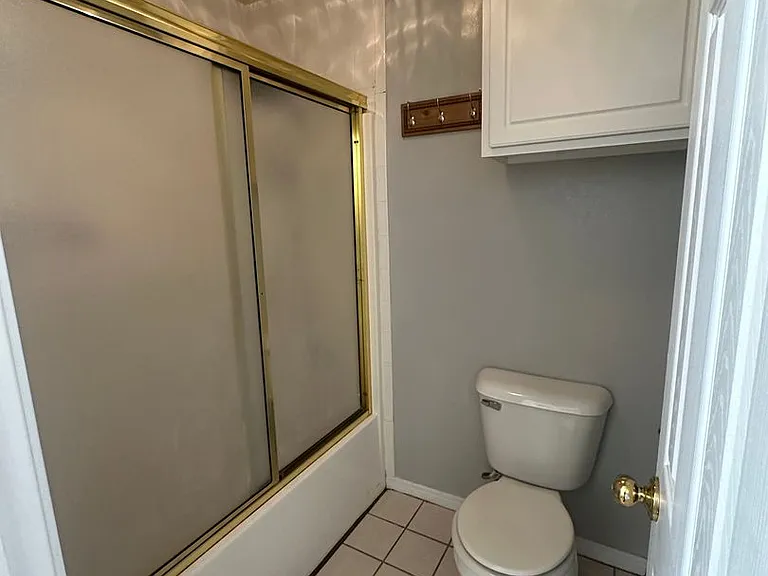3005 SW 28th Ave #C — Photo 13