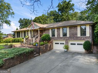 2950 Foothill Trl, Marietta, GA 30066