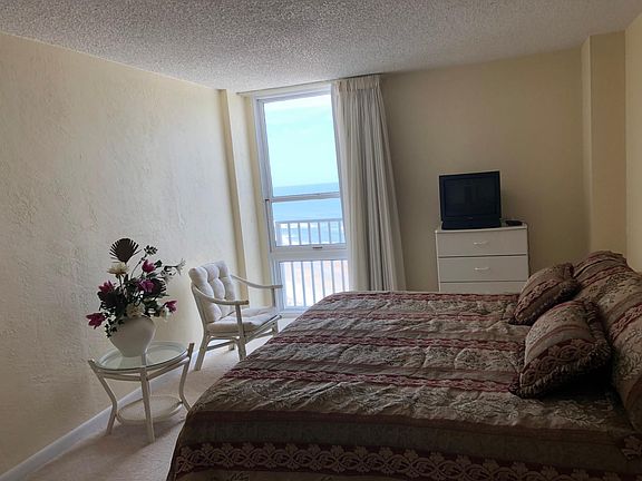 5th image of 3047 S Atlantic Ave APT 1404