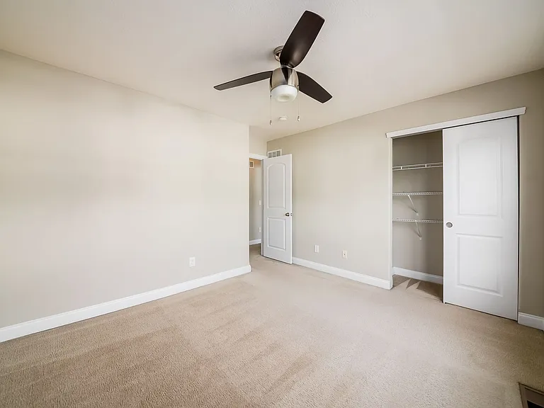 8865 Sweetshade Dr — Photo 35