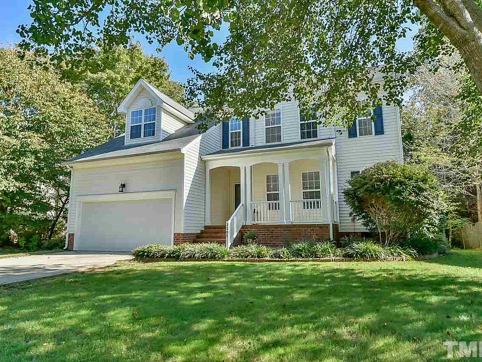 1st image of 2205 Woodbury Dr
