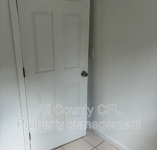 812 Marion St — Photo 21