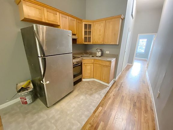 2nd image of 192 Wilson Ave #1A