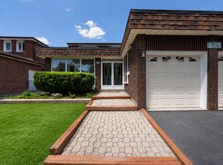 90 Holmes Ave, Toronto, ON M2N 4M4