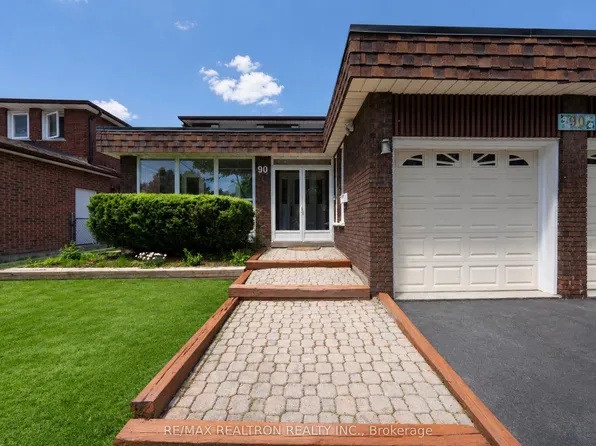 90 Holmes Ave, Toronto, ON M2N 4M4