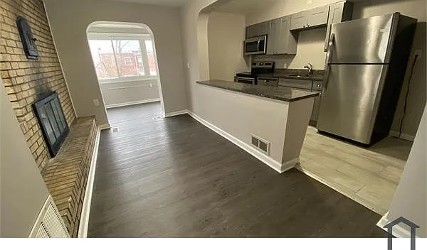 7836 Eastdale Rd — Photo 1