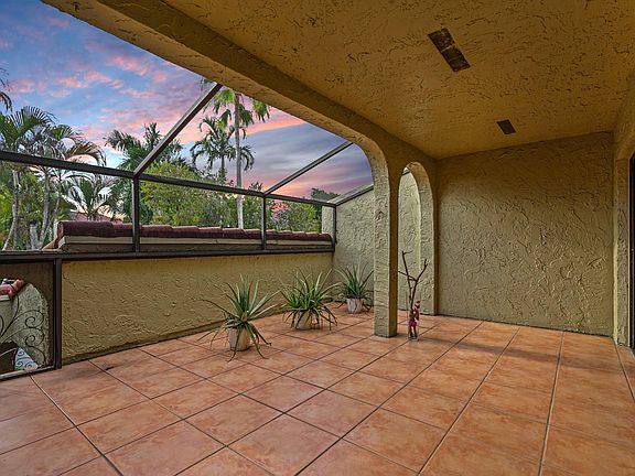 3rd image of 4054 Estepona Avenue #1-D-7