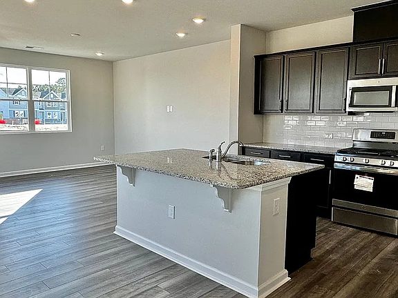 5th image of 5048 Arkose Dr